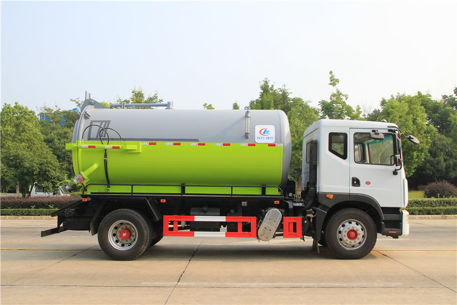 D9۳11m3